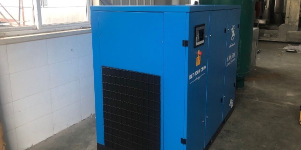 雨季來(lái)臨，螺桿空壓機(jī)防雨防潮攻略！